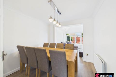 4 bedroom detached house for sale, Graces Close, Bedford MK43