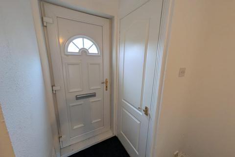 3 bedroom end of terrace house to rent, Buchanan Court, Bo'Ness EH51