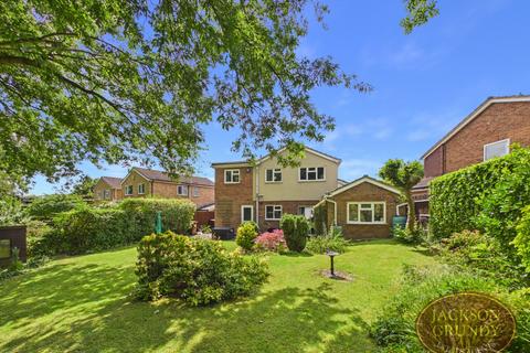 4 bedroom detached house for sale, Lingswood Park, Lings, NN3 8TA