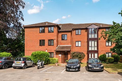 Castle Road, Weybridge, KT13