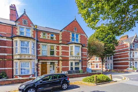 Apartment - Taff Embankment, Cardiff CF11