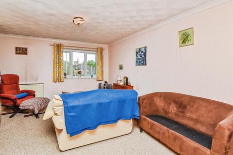 1 bedroom maisonette for sale, Flers Court, Warminster, BA12