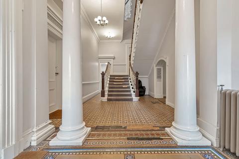 undefined, Woodlands Terrace, Park District