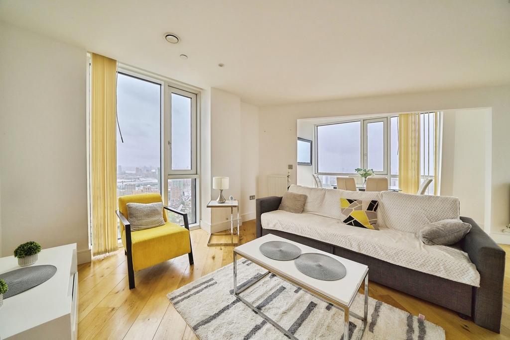 High Street, London, E15 - View 3