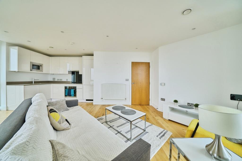 High Street, London, E15 - View 5
