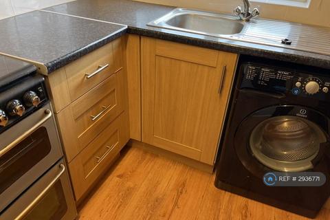 undefined, Broad St, Bromsgrove, B61