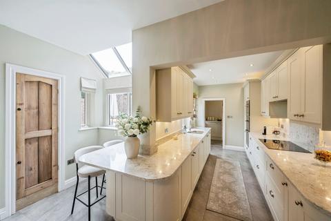 5 bedroom semi-detached house for sale, Buckingham Road, Conisbrough, Doncaster