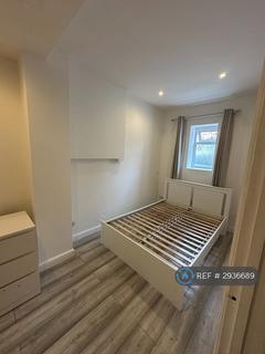 1 bedroom flat to rent, High Road Leytonstone, London, E11