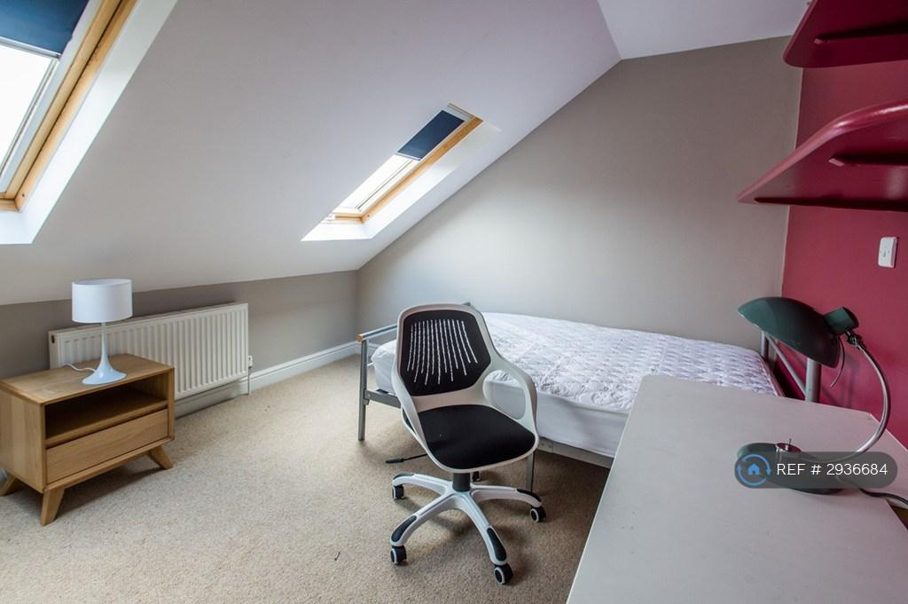 House in Nottingham, Radford - More