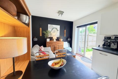 undefined, Woolmer Close, Canterbury