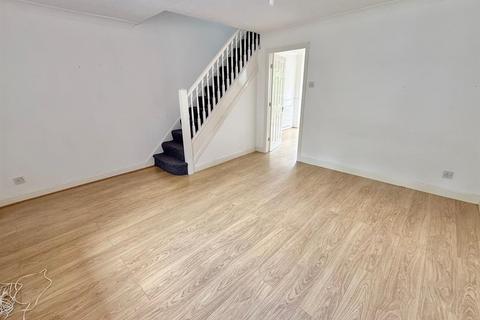 3 bedroom terraced house for sale, Sutton Close, Macclesfield