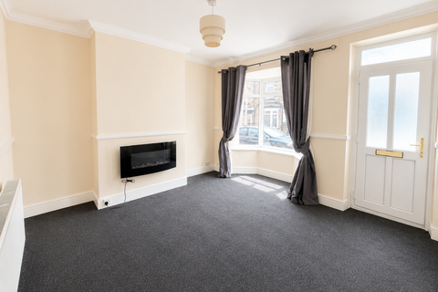 3 bedroom terraced house to rent, Victoria Street, Stairfoot S70
