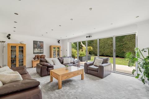 5 bedroom detached house for sale, Westal Park, Cheltenham, GL51 3BL