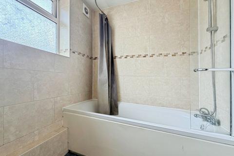 undefined, Leighton Avenue, Southampton SO15