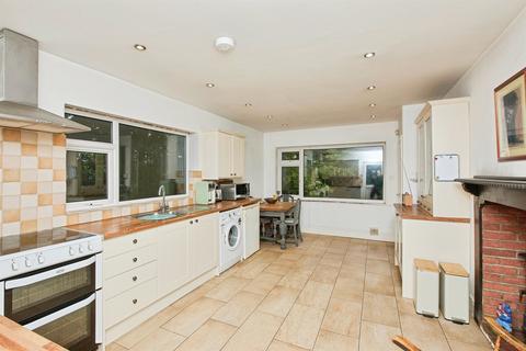 3 bedroom detached house for sale, Victoria Avenue, Ockbrook, Derby
