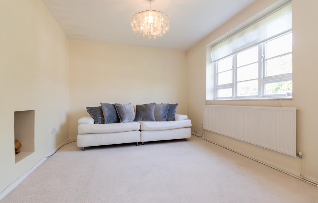 Apartment in Dulwich - View 2