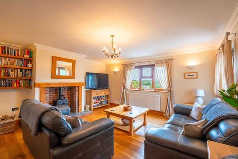 4 bedroom detached house for sale, Miners Row, Llanelly Hill, Abergavenny, NP7
