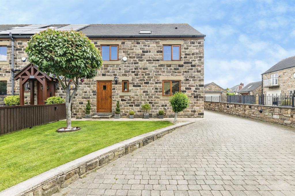 4 bedroom cottage for sale