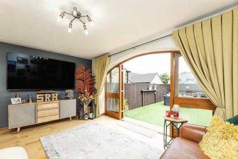 4 bedroom cottage for sale, Middlecliff Lane, Little Houghton, Barnsley