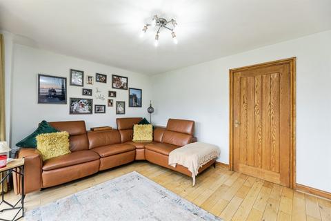 4 bedroom cottage for sale, Middlecliff Lane, Little Houghton, Barnsley