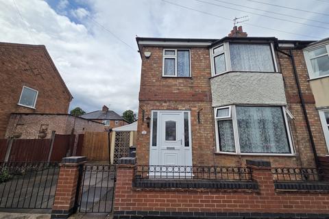 3 bedroom semi-detached house to rent, Leicester LE3
