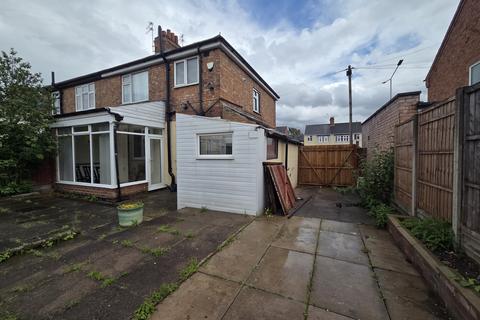 3 bedroom semi-detached house to rent, Leicester LE3
