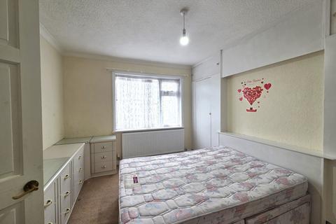 3 bedroom semi-detached house to rent, Leicester LE3