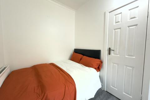 1 bedroom in a house share to rent, Gravelly Lane, Birmingham B23