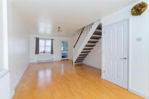 4 bedroom semi-detached house for sale, Adelaide Close, Slough