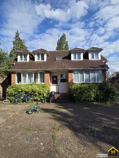 Hill View Close, Wembely, Middlesex, HA9