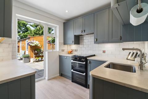 3 bedroom semi-detached house for sale, Swallow Street, Iver Heath SL0