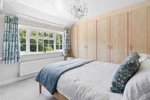 3 bedroom semi-detached house for sale, Swallow Street, Iver Heath SL0