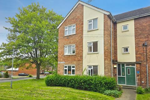 Flat - Willow Crescent, Chester, Cheshire, CH2