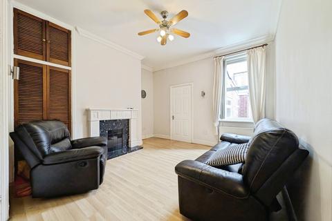 3 bedroom flat for sale, Asher Street, Gateshead, NE10