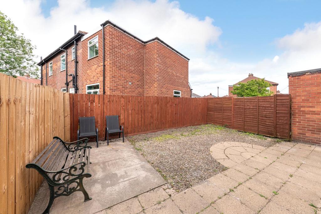 House in Newcastle upon Tyne, Tyne and Wear - View 4