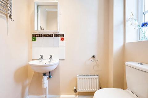 6 bedroom house of multiple occupation for sale, Ovett Gardens, St James Village, Gateshead, Tyne and Wear, NE8 3JH