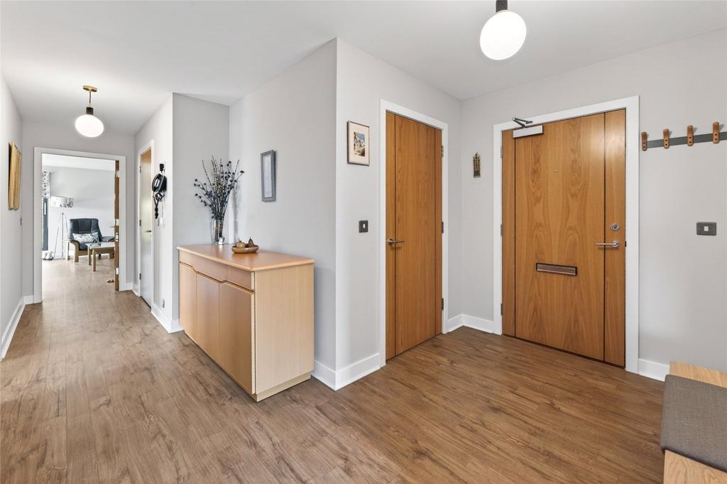18/14 Murrayfield Rd