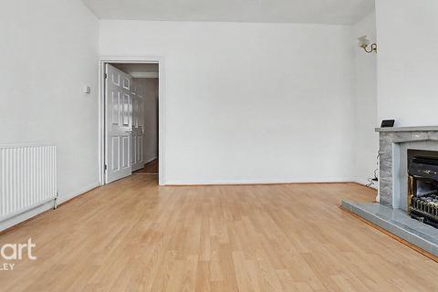 2 bedroom terraced house for sale, Turners Road South, Luton