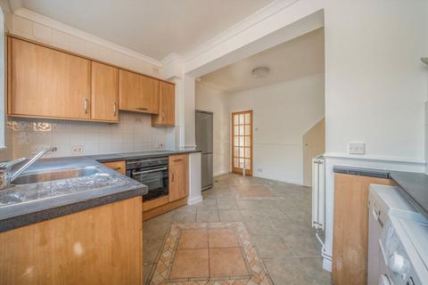2 bedroom end of terrace house to rent, Manchester Grove, London E14