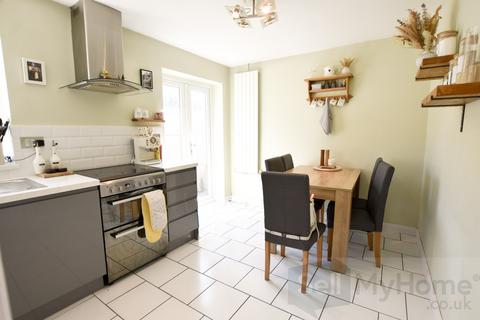 2 bedroom semi-detached house for sale, Tamworth Close, Shepshed, Loughborough, Leicestershire