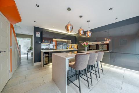 4 bedroom semi-detached house for sale, Wensley Gardens, Meanwood, Leeds, LS7