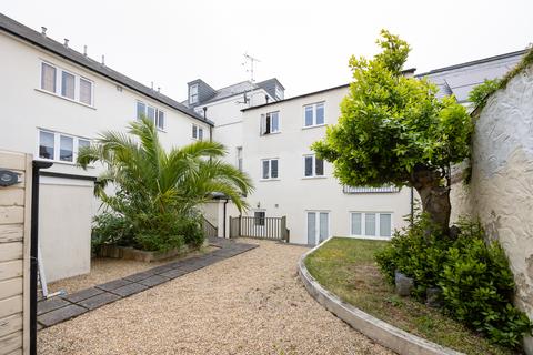 2 bedroom apartment for sale, Havilland Street, St. Peter Port, Guernsey