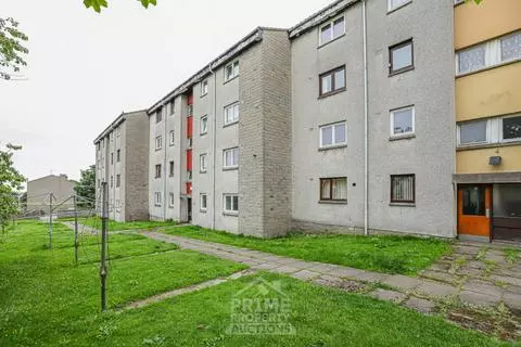 2 bedroom flat for sale