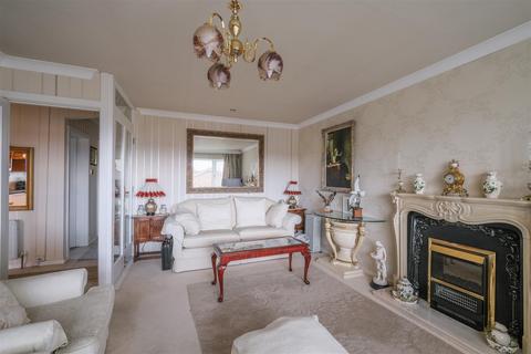 2 bedroom semi-detached bungalow for sale, Mayster Grove, Brighouse