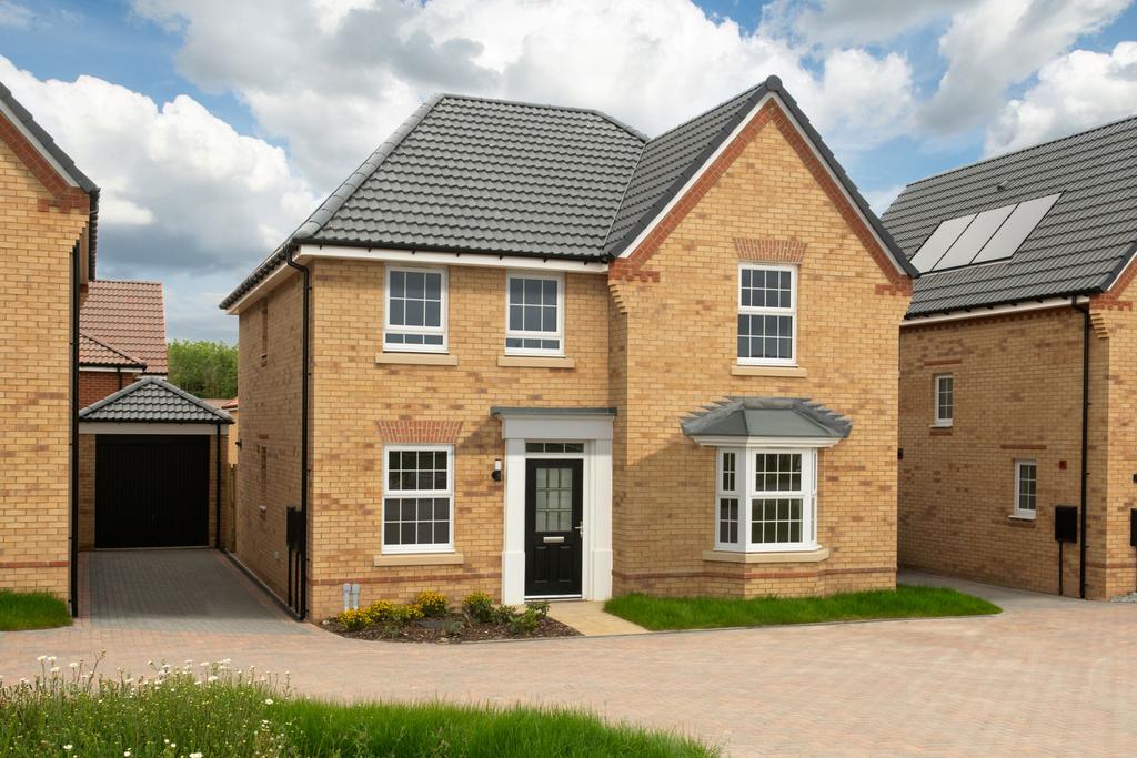 4 bedroom detached house for sale