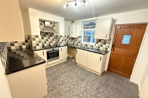2 bedroom end of terrace house to rent, Barnby Crossing, Newark, NG24