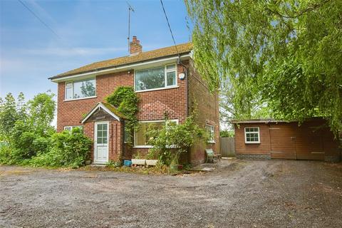 3 bedroom detached house for sale, Victoria Avenue, Ockbrook, DERBY