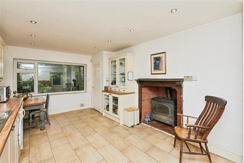 3 bedroom detached house for sale, Victoria Avenue, Ockbrook, DERBY