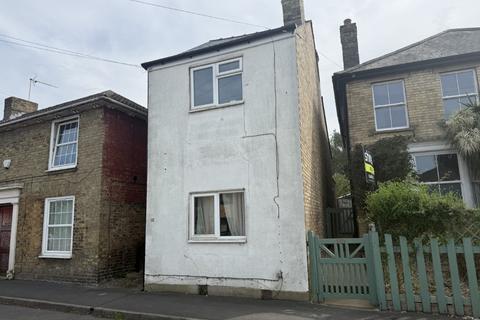 2 bedroom detached house for sale, 16 Victoria Street, Littleport, Ely, Cambridgeshire CB6 1LX