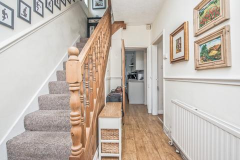 3 bedroom semi-detached house for sale, Berwick Avenue, Heckmondwike, West Yorkshire, WF16